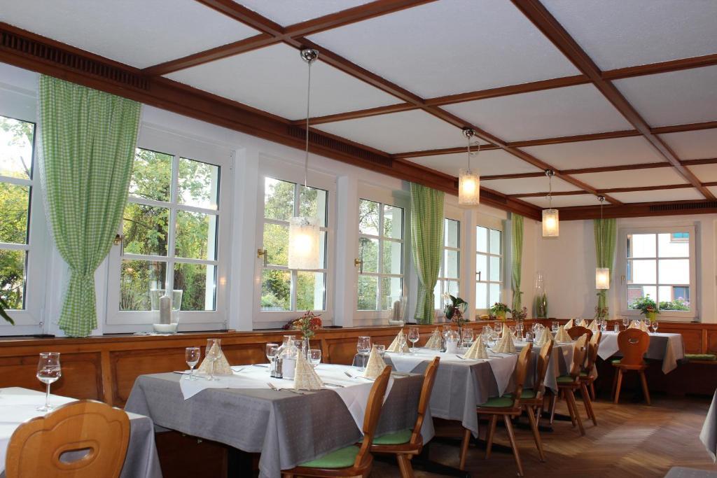 Отель Gasthaus Zur Linde Глоттерталь Экстерьер фото