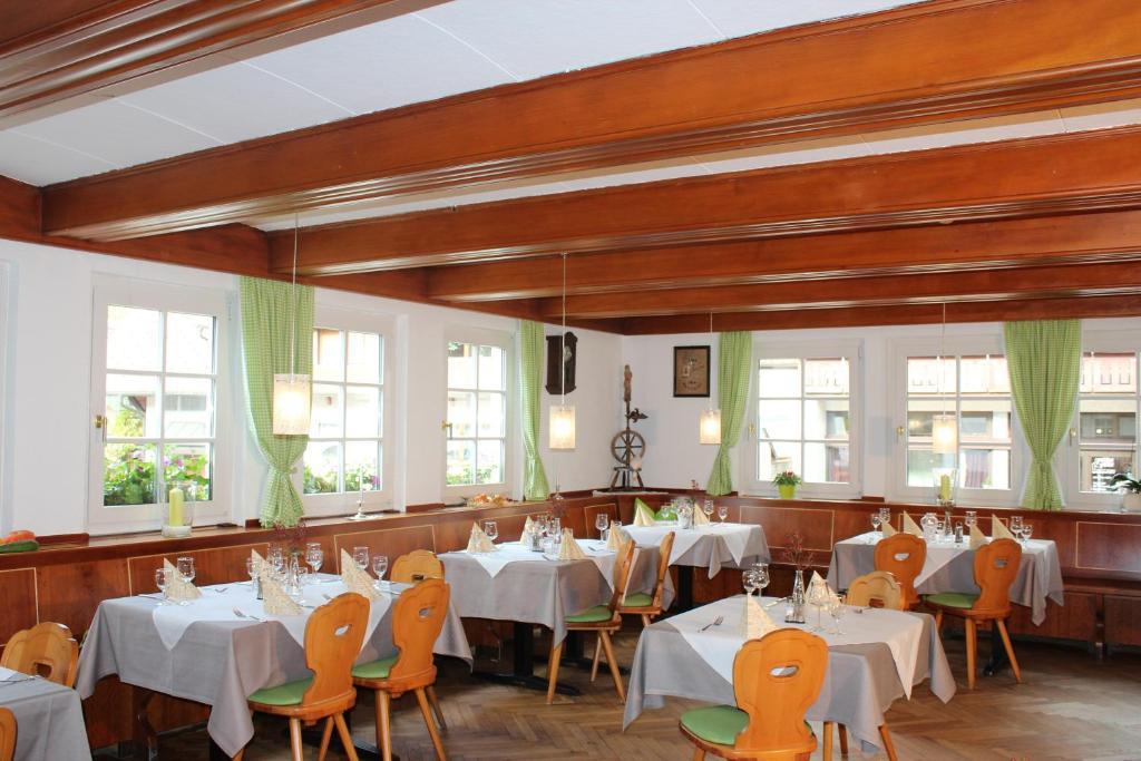 Отель Gasthaus Zur Linde Глоттерталь Экстерьер фото